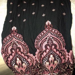 Pink bohemian print pants
